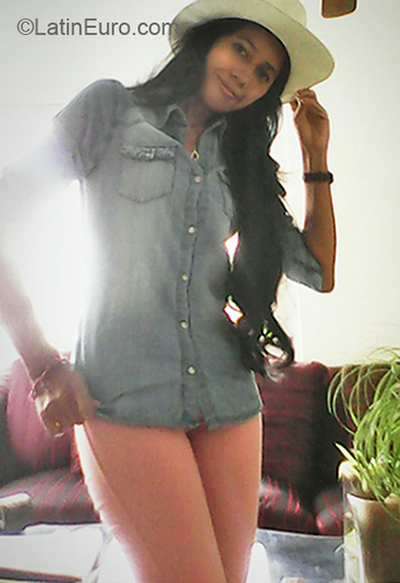 Date this exotic Panama girl Marisol from Pamama PA1123