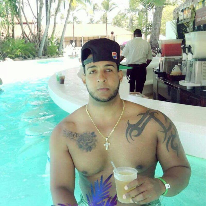 Date this athletic Dominican Republic man Robinson from Puerto Plata DO32524