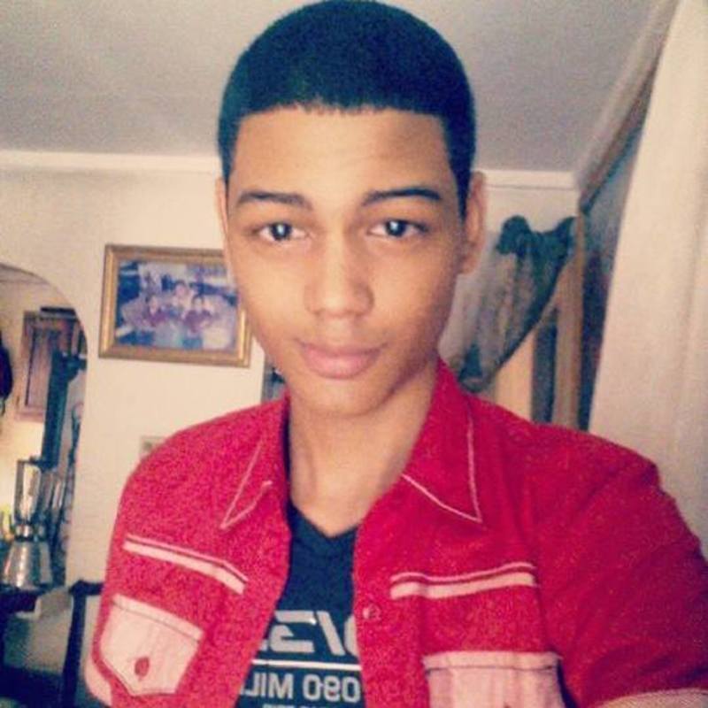 Date this good-looking Dominican Republic man Emmanuel from Santo Domingo DO32535