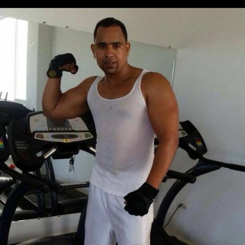 Date this sultry Dominican Republic man Ernesto from Santiago DO32664