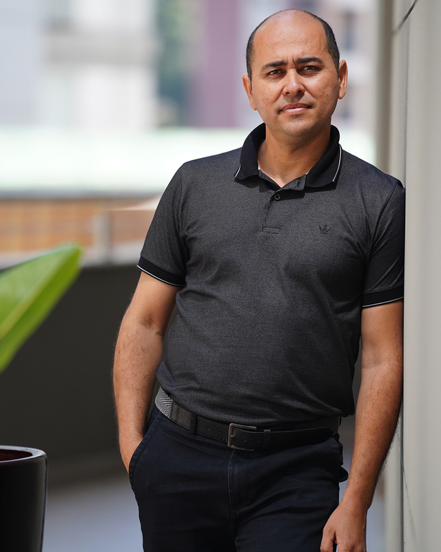 Date this voluptuous Brazil man Ton from São Paulo BR10624