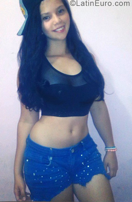 Date this beautiful Colombia girl MICHELL from Cucuta CO24213