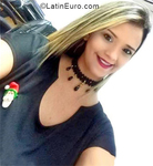 voluptuous Venezuela girl Cindy from Chacao VE1877