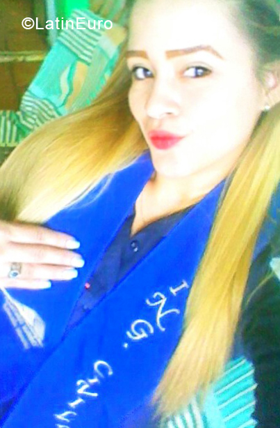 Date this good-looking Venezuela girl Lili from Maracay VE2036