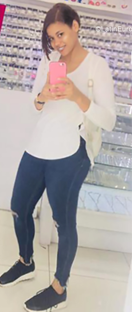 Date this lovely Dominican Republic man Monse from santo domingo DO34276