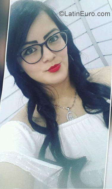 Date this lovely Venezuela girl Patricia from Trujillo VE2418