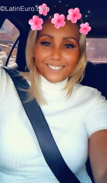 Date this pretty Panama girl Jessica from Panama PA1290