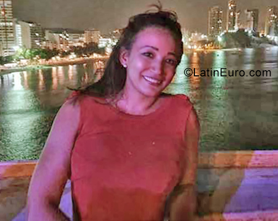 Date this exotic Colombia girl Karina from Santa Marta CO25720