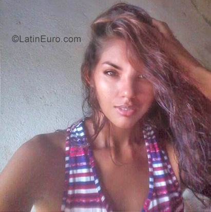 Date this charming Colombia girl Arlene from Santa Marta CO25735