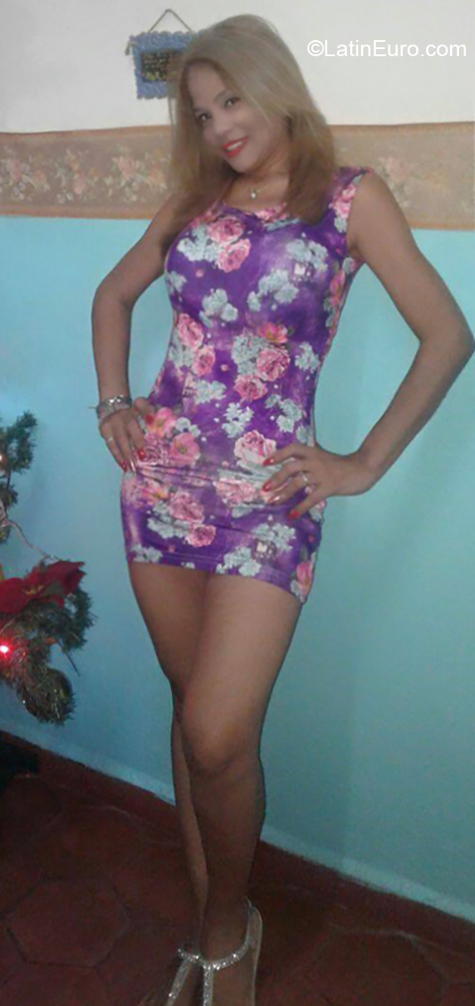 Date this delightful Venezuela girl Gabriela from San Carlos VE2617