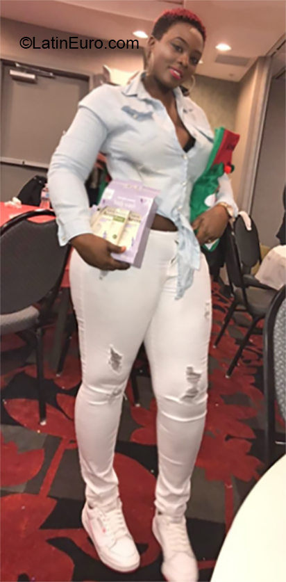 Date this lovely Jamaica girl Anika from St Ann JM2627