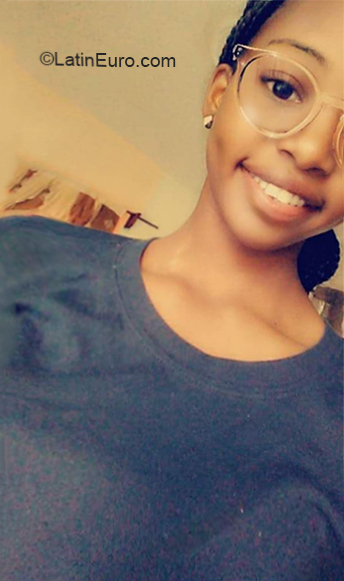 Date this charming Dominican Republic girl Nathaly from San Pedro Sula DO36005