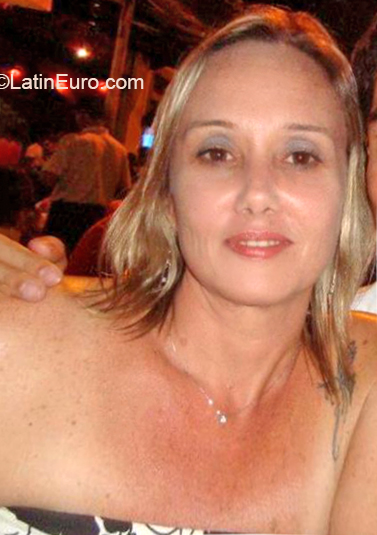 Date this happy Brazil girl Jacqueline from Rio de Janeiro BR10937