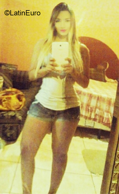 Date this tall Spain girl Mabeline from Valencia ES476