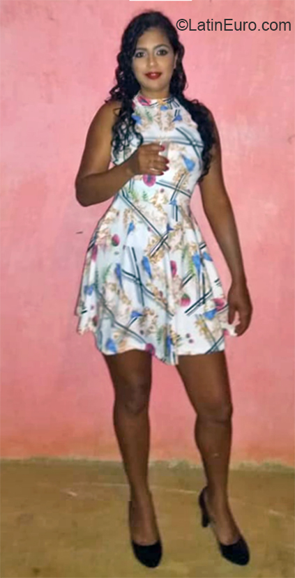 Date this fun Brazil girl Suzy from Salvador BR10953