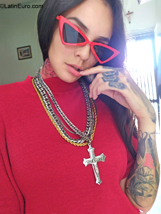 Date this tall Venezuela girl Amber from Carcas VE2768