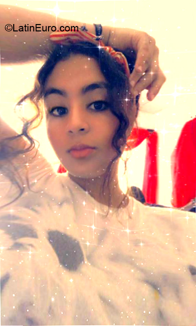 Date this cute Dominican Republic girl Johanna from La Vega DO36688