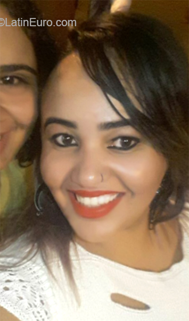 Date this good-looking Brazil girl Amina from Teixeira de Freitas BR10970