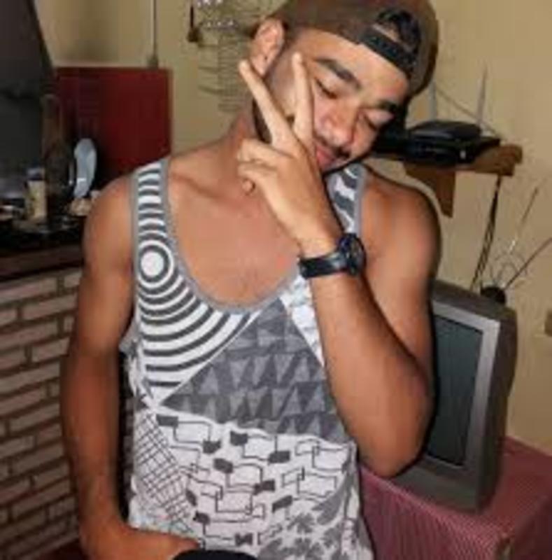 Date this nice looking Colombia man Rick Hopkings from Na East CO26416