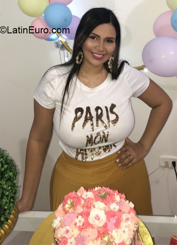 Date this athletic Colombia girl Estefany from Santa Marta CO26472