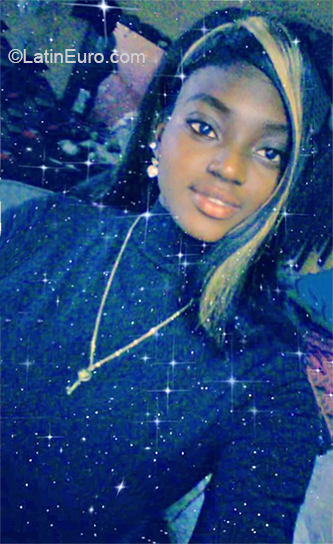 Date this passionate Dominican Republic girl Yohanna from Barahona DO37072