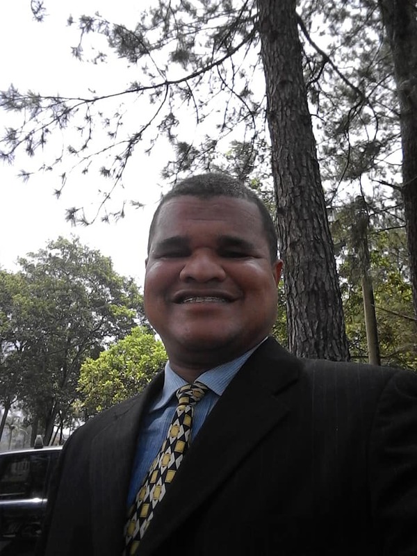 Date this tall Dominican Republic man Samuel from Santo Domingo DO37106