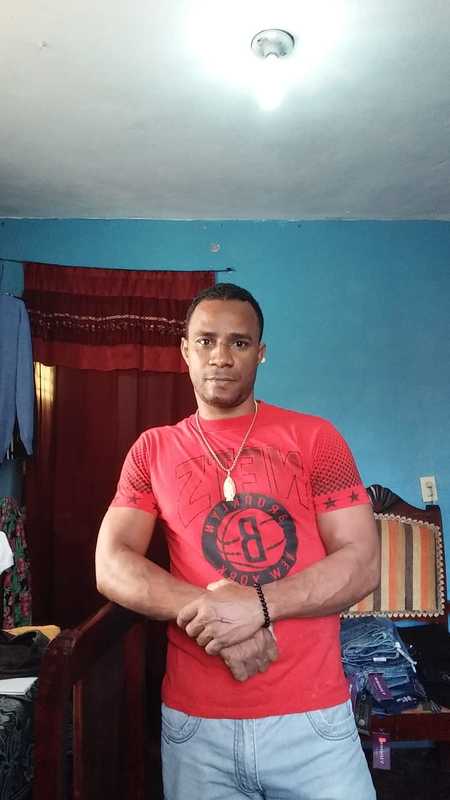 Date this young Dominican Republic man Jose feliz from Santo Domingo DO37114