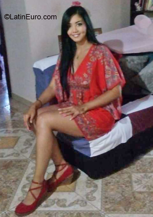Date this beautiful Colombia girl Mayte from Pereira CO30301