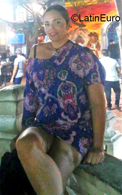 Date this hard body Colombia girl Rosi from Cucuta CO26848