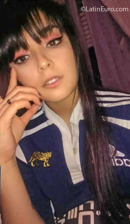 Date this beautiful Argentina girl Jesica from Buenos Aires AR375
