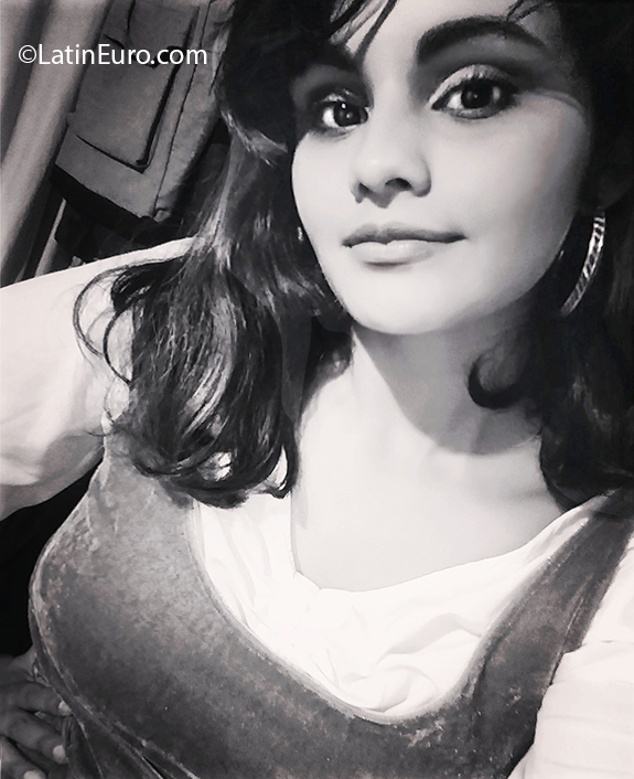 Date this exotic Argentina girl Vani from Buenos Aires AR379
