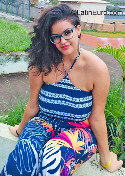 Date this lovely Brazil girl Emanuele from Joao Monlevade BR11123