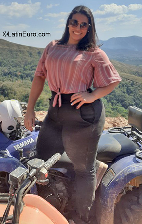 Date this delightful Venezuela girl Sofi from Valencia VE3344