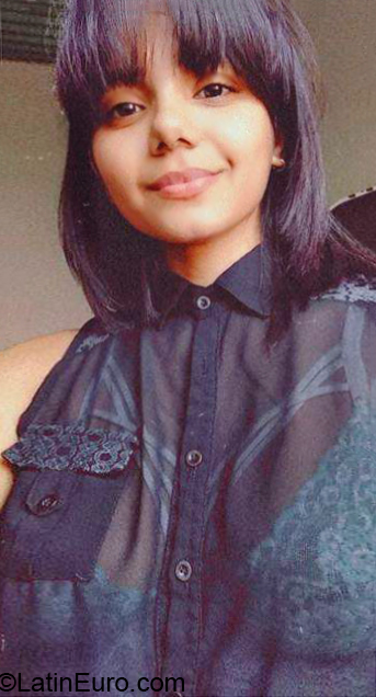 Date this hot Venezuela girl Kelly from Maracay VE3291