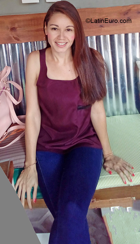 Date this hot Venezuela girl Carolina from San Cristobal VE3318