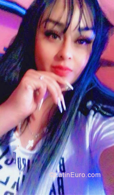 Date this happy Mexico girl Ivanna from Mexico City MX1981