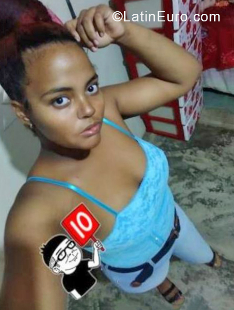 Date this athletic Dominican Republic girl Delvania from Bonao DO38504