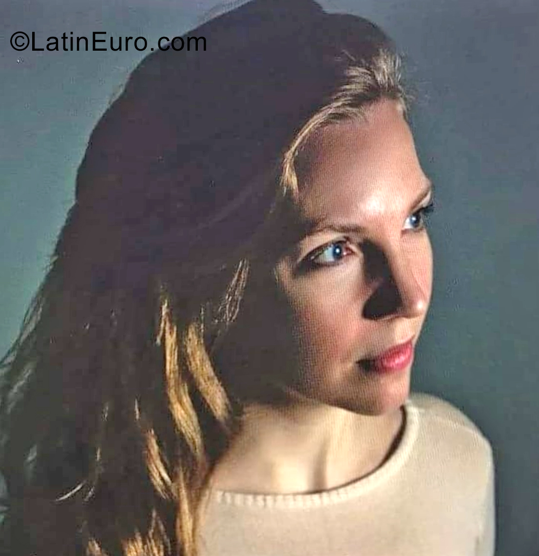 Date this charming Argentina girl Katarina from Buenos Aires AR721