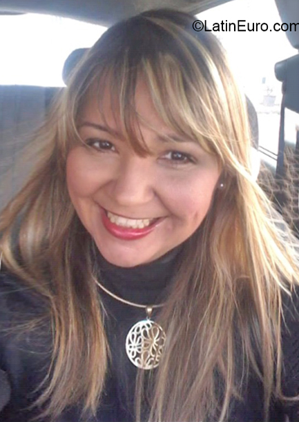 Date this athletic Venezuela girl Yngrid from Cagua VE3880