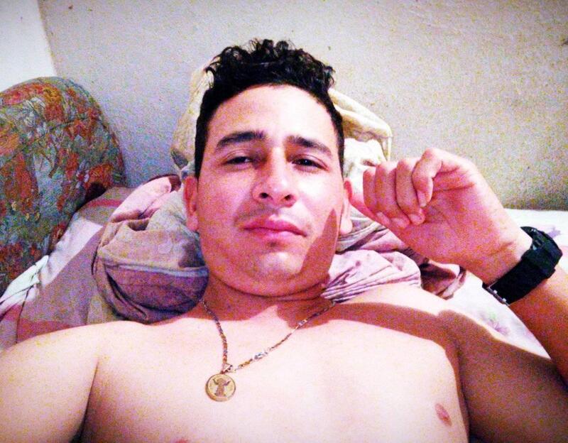 Date this attractive Venezuela man Robinson from Sucre VE3901