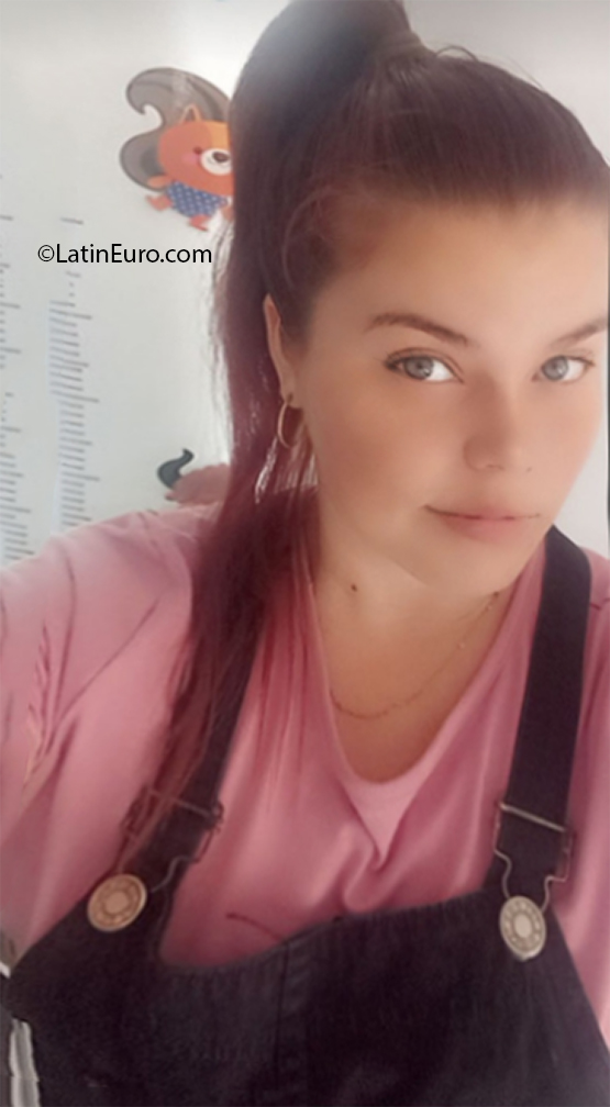 Date this lovely Colombia girl Meral from Cucuta CO30660