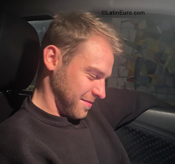 Date this beautiful Belgium man Bnd from Liège BE140