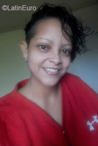 Date this charming Venezuela girl Alisson from Ciudad Guayana VE4042