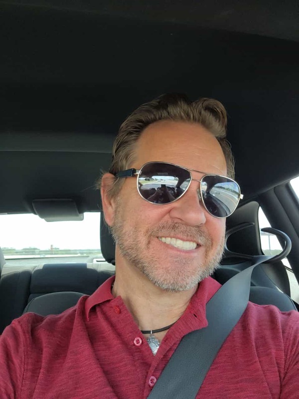 Date this athletic United States man Mike from Austin UM81