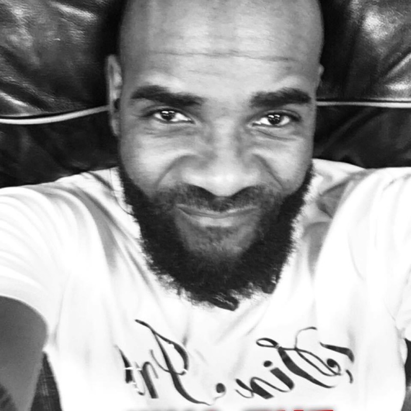 Date this athletic United States man Inq from Philadelphia US21560