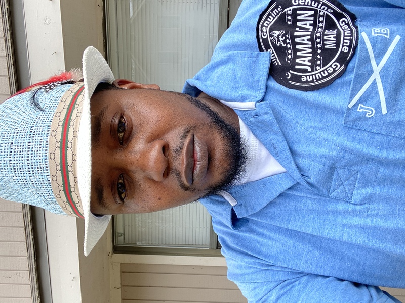 Date this georgeous United States man Ahmr from Kansas US21587