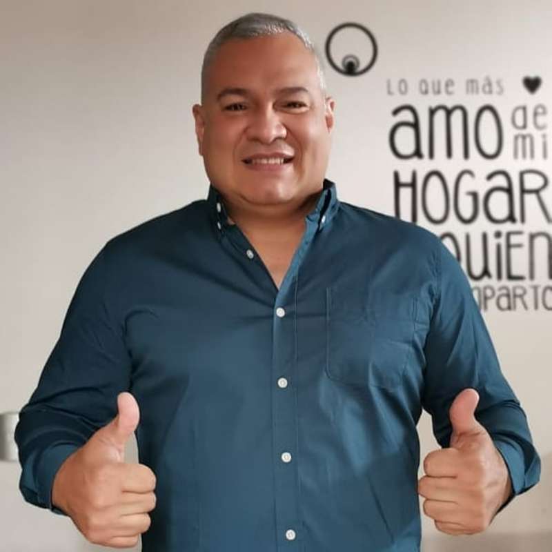 Date this lovely Chile man Vicente from Chile CL310