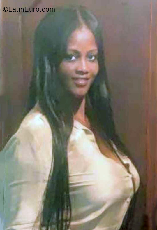 Date this athletic Dominican Republic girl Miguelina from San Pedro De Macoris DO40646