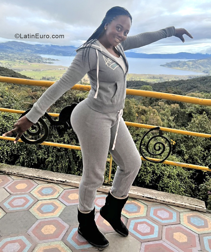 Date this delightful Colombia girl Sandra from Cali CO31475