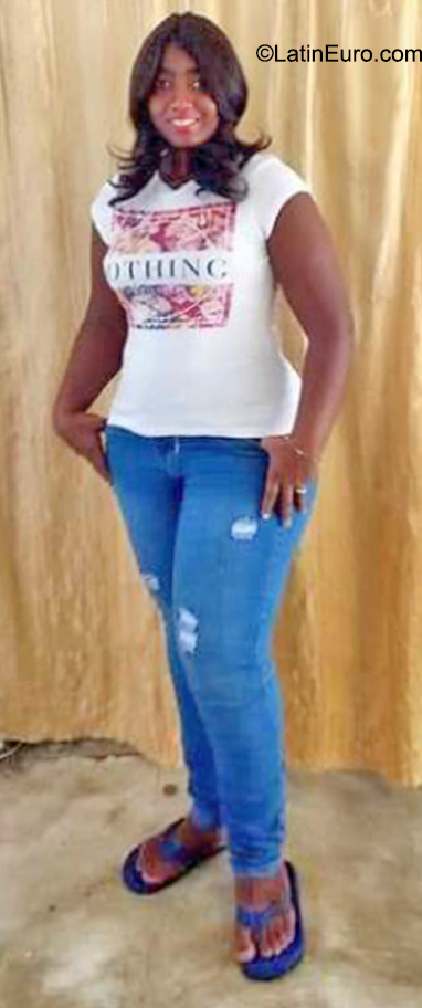 Date this stunning Colombia girl Andrea from Cali CO31529